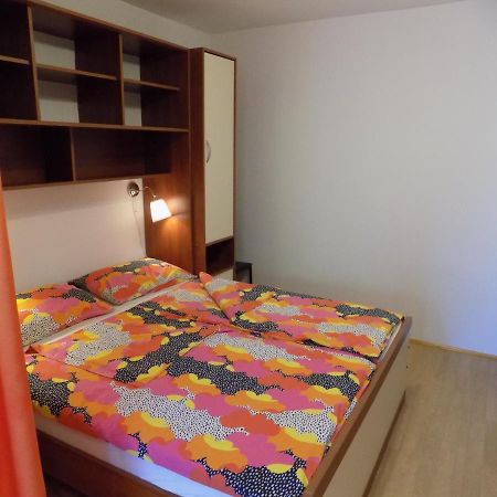Oriella Apartmans And Room Novigrad  Exterior photo